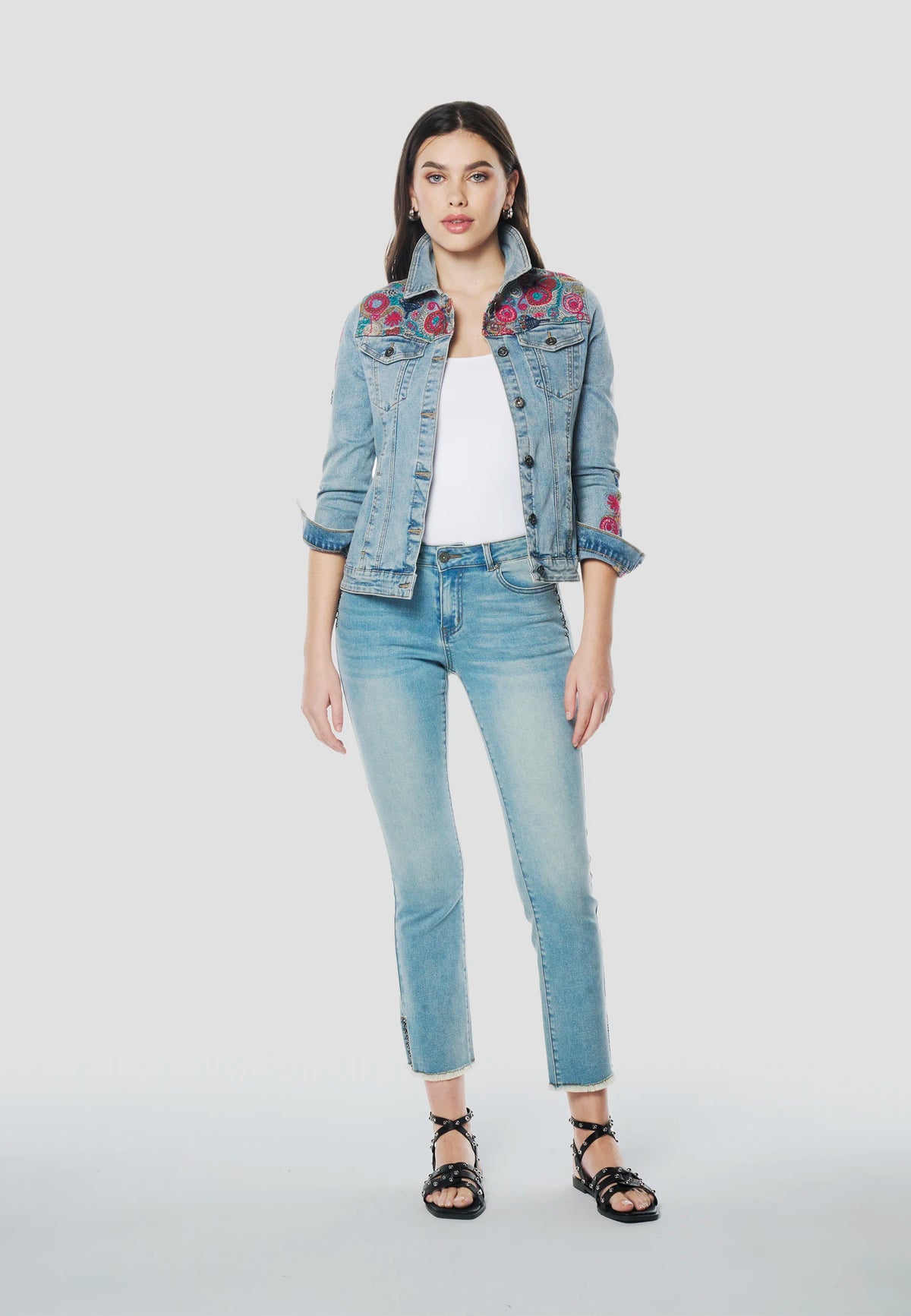 Giacca corta in denim da donna Koroshi ricamo floreale blu | Koroshi