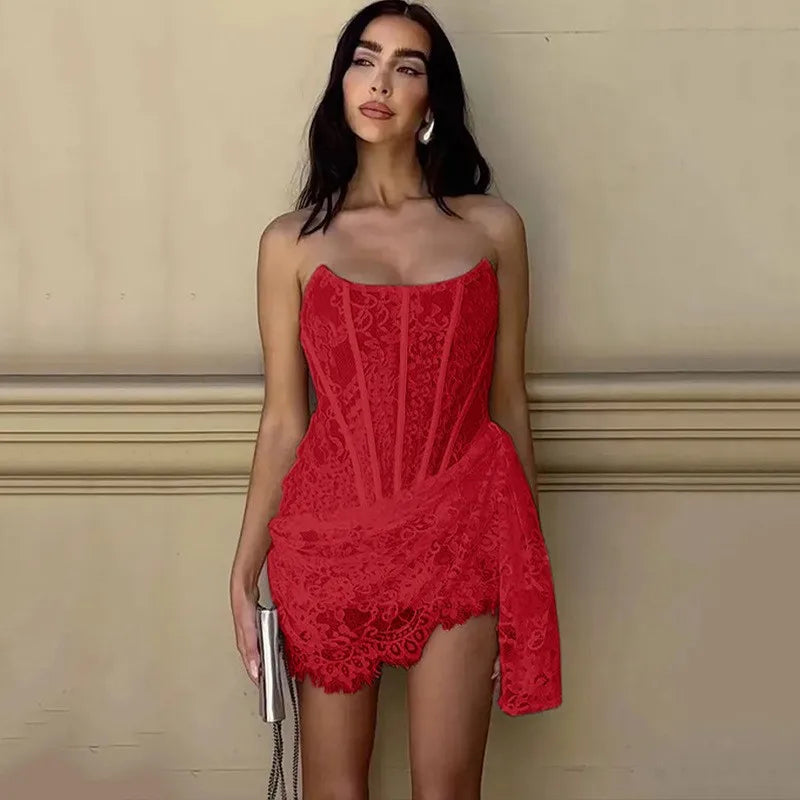 Abito sexy senza spalline in pizzo bianco / nero per le donne 2025 Abito da sera elegante in maglia Abito da festa aderente Mini abito estivo Abiti