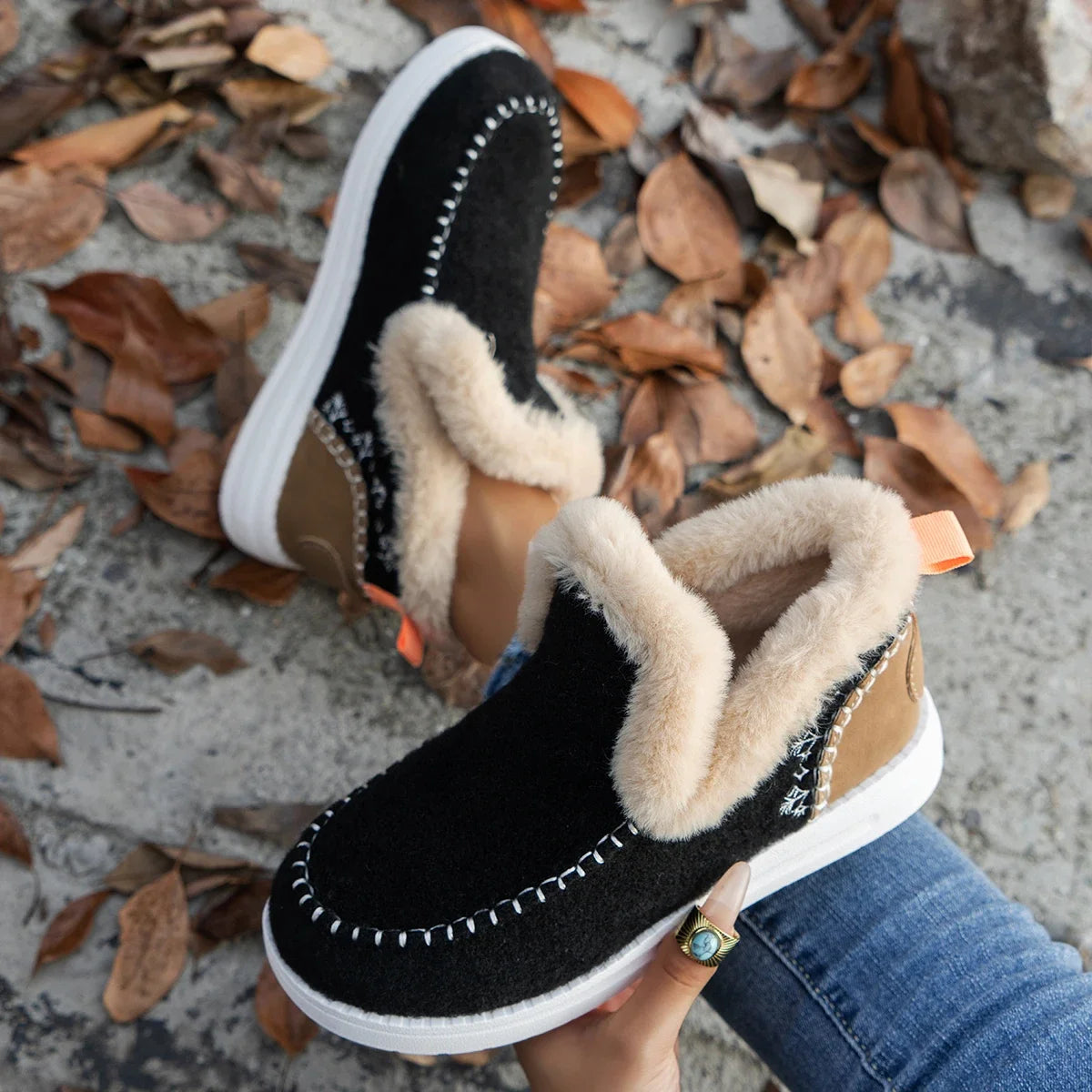 Appartamenti invernali Donna Stivaletti da neve Scarpe corte in cotone felpato Designer invernale Scarpe casual calde 2024 Tendenza Walking Zapatos Ladies