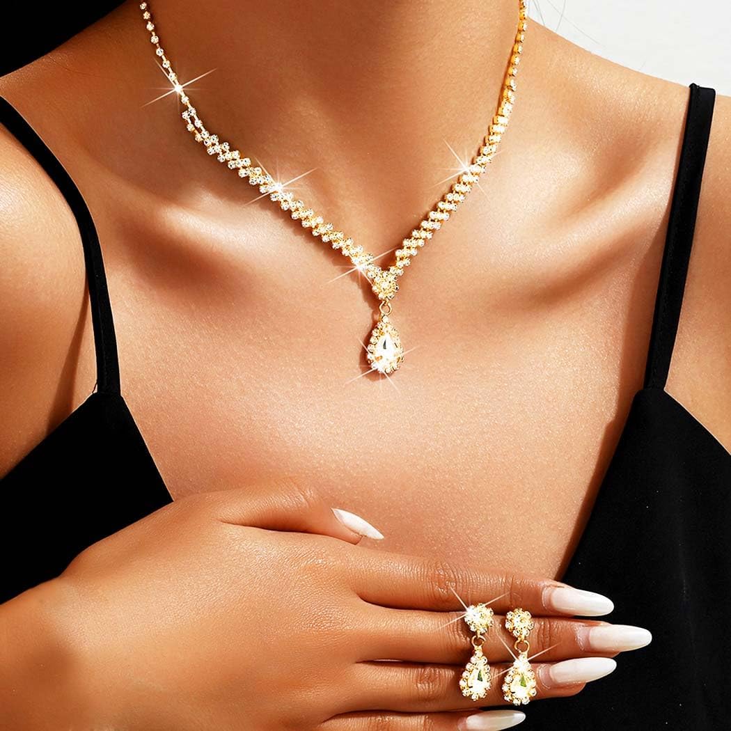 Set Collana e Orecchini in Argento con Strass
