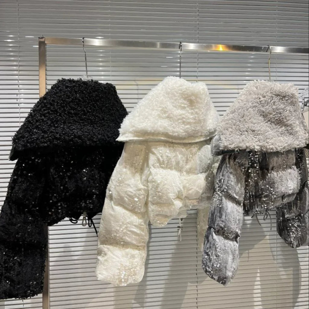 Giacca corta da ragazza alla moda in cotone invernale, con colletto spazzolato fatto a mano, ornata di paillettes e velluto