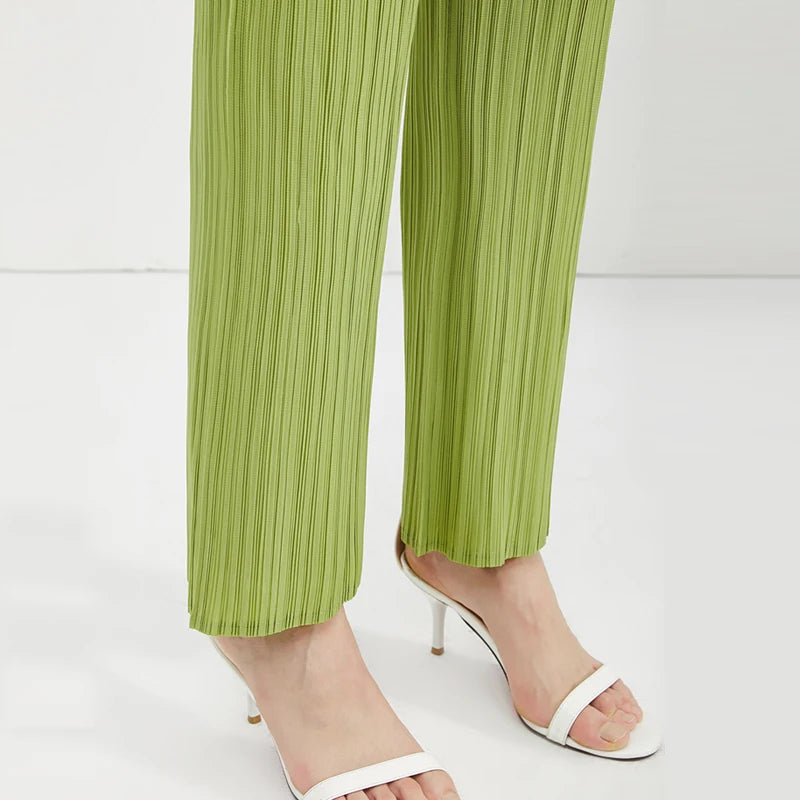 Pantaloni a vita alta a pieghe dritti larghi classici di design Miyake eleganti casual da donna primavera estate autunno disponibili