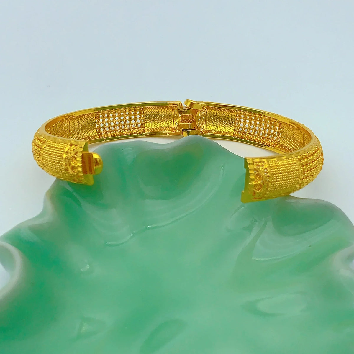 Bracciali e braccialetti placcati in oro di Dubai per donne, gioielli indiani, africani, arabi, etiopi, con ciondoli, per matrimoni e feste.