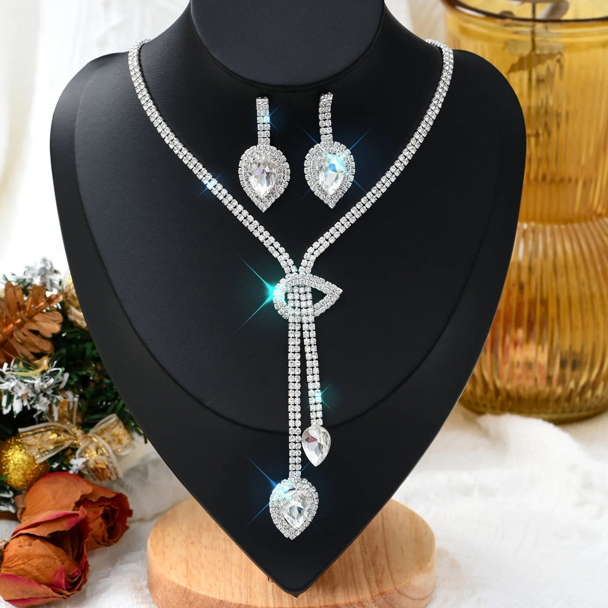 1 set di collane a catena con artigli intarsiati in rame alla moda, orecchini, set di gioielli, necessità quotidiane per feste di banchetti nuziali da donna