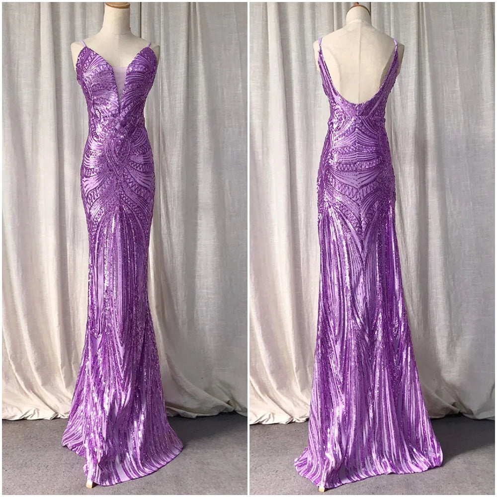 Abito da sera lungo nero semplice con paillettes, modello a sirena, spalline sottili, scollo a V, senza schienale, elegante per feste