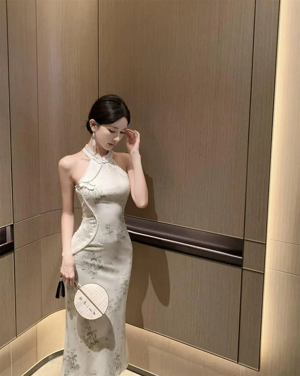 Abito lungo a vita alta senza maniche, stile retrò, con perline, modello cheongsam migliorato, aderente e snellente, per il tempo libero e il commuting.