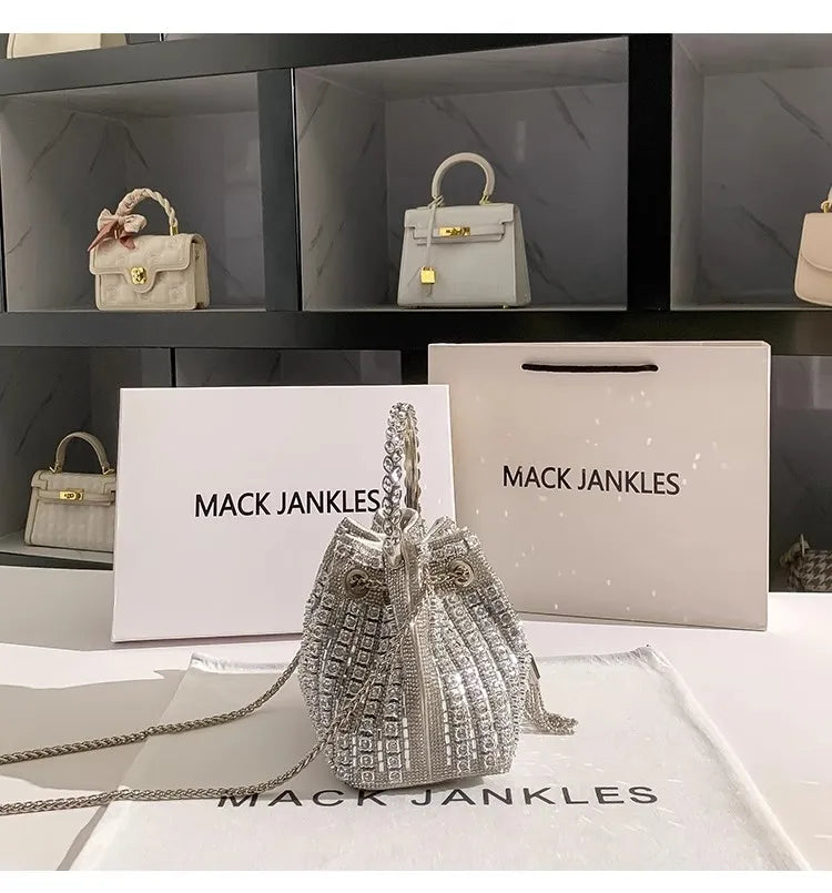 Borsa da donna di design di lusso Borsa con pochette con diamanti lucidi glitterati Borsa per banchetti per feste di nozze Borsa da sera con strass di cristallo
