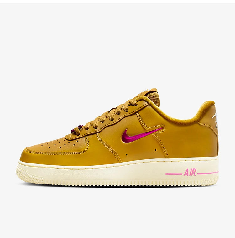 Scarpe casual basse da donna Nike Air Force 1 '07 SE originali FB8251-700