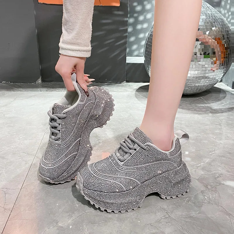 Nuove Scarpe Sportive Casual da Donna con Suola Spessa e Decorazioni in Diamanti, Design Elegante e alla Moda