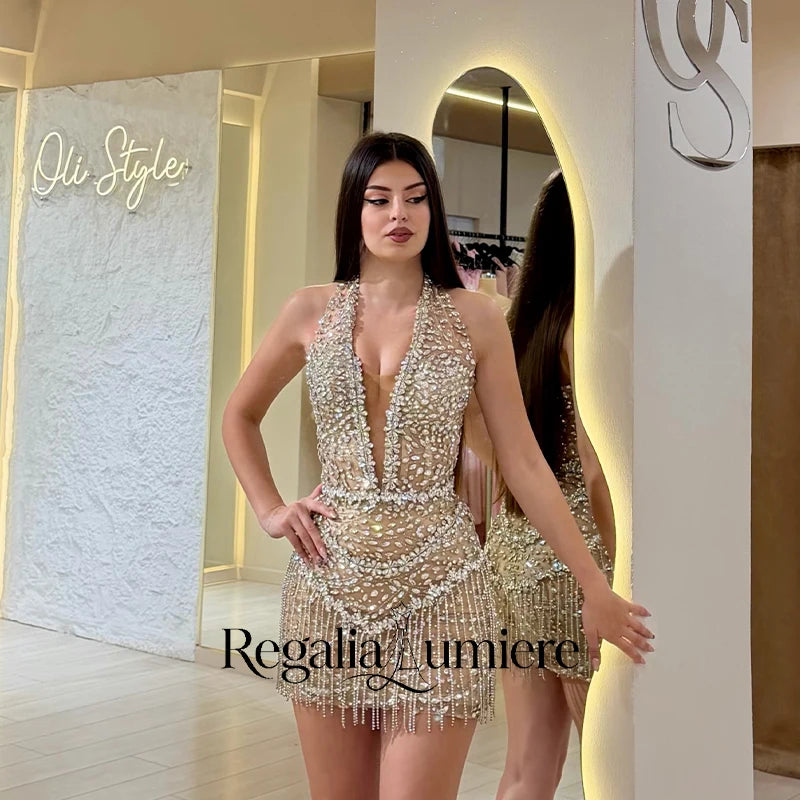 Abito da Cocktail Corto RL Personalizzato Sexy con Halter e Nappe Argentate, Cristalli Scintillanti, Corsetto di Lusso, Abito da Sera per Nightclub