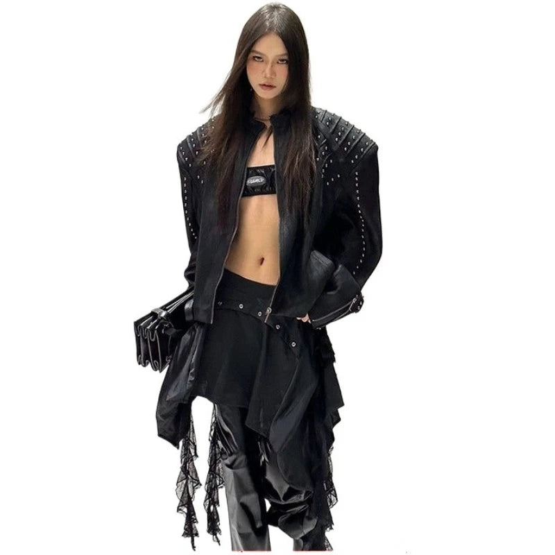 Giacca imbottita con spalle europee Spice Girls da donna Guochao Industria pesante Rivetto in metallo Colletto rialzato Abbigliamento da moto da uomo