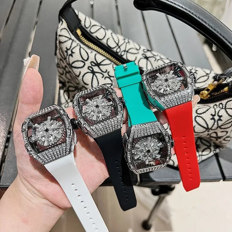 Orologio da donna di marca di lusso con fiocco di neve, strass, quadrante rotante con diamanti per orologio sportivo al quarzo da donna con cinturino in silicone