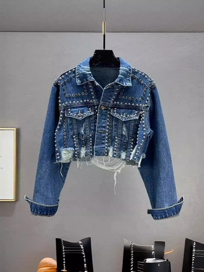 Nuovo Arrivo 2026 SA: Giacca in Denim da Donna, con Rivetti e Strass Incastonati, Effetto Vissuto e Strappato, Stile Streetwear Trendy
