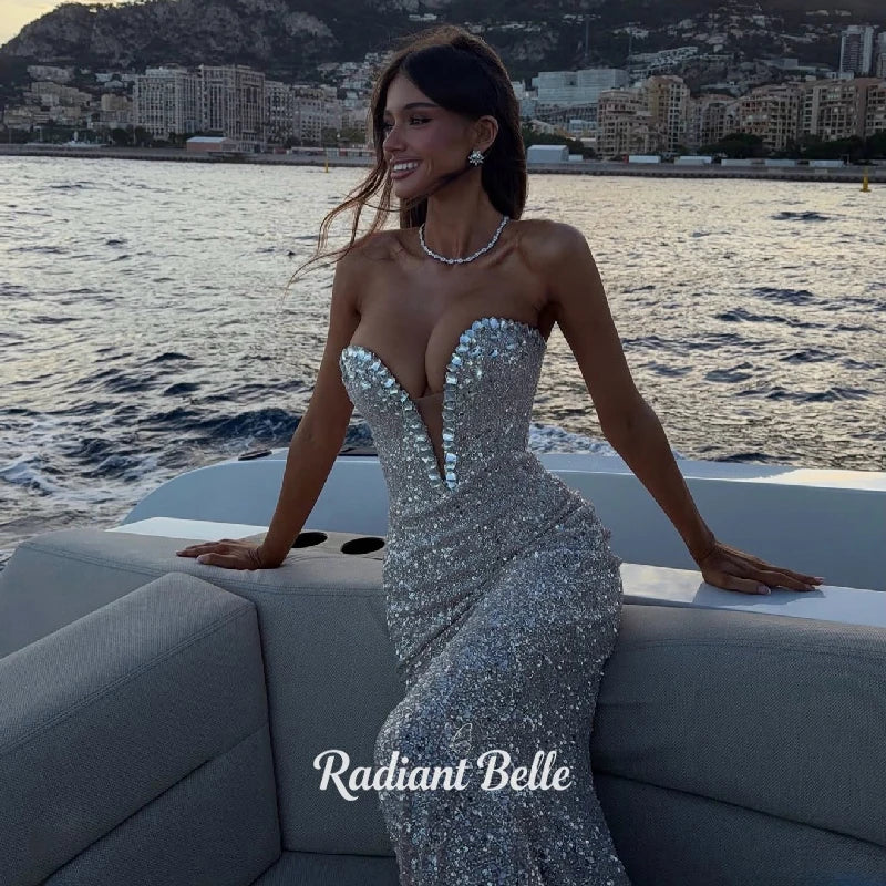 Abiti da sera a sirena personalizzati Radiant con paillettes e cristalli, scollo a cuore, plissettati, con lacci, stile arabo saudita, Vestidos De Fiesta