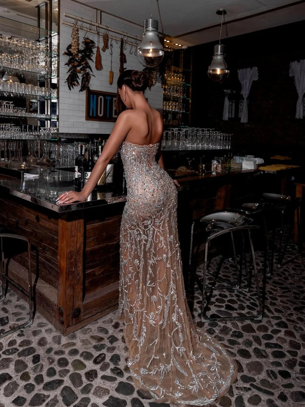 GraceProm Abito da sera glamour in cristallo 2026 Abito tubino con spacco laterale con ritaglio senza spalline Abito da festa formale lungo fino al pavimento