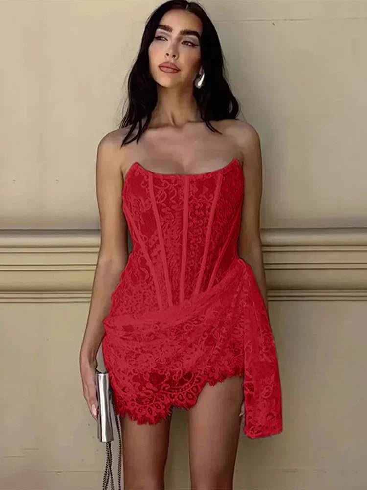 Nuovo abito sexy senza spalline in pizzo bianco per le donne 2024 abiti eleganti abito da sera aderente mini abiti estivi abiti sottili