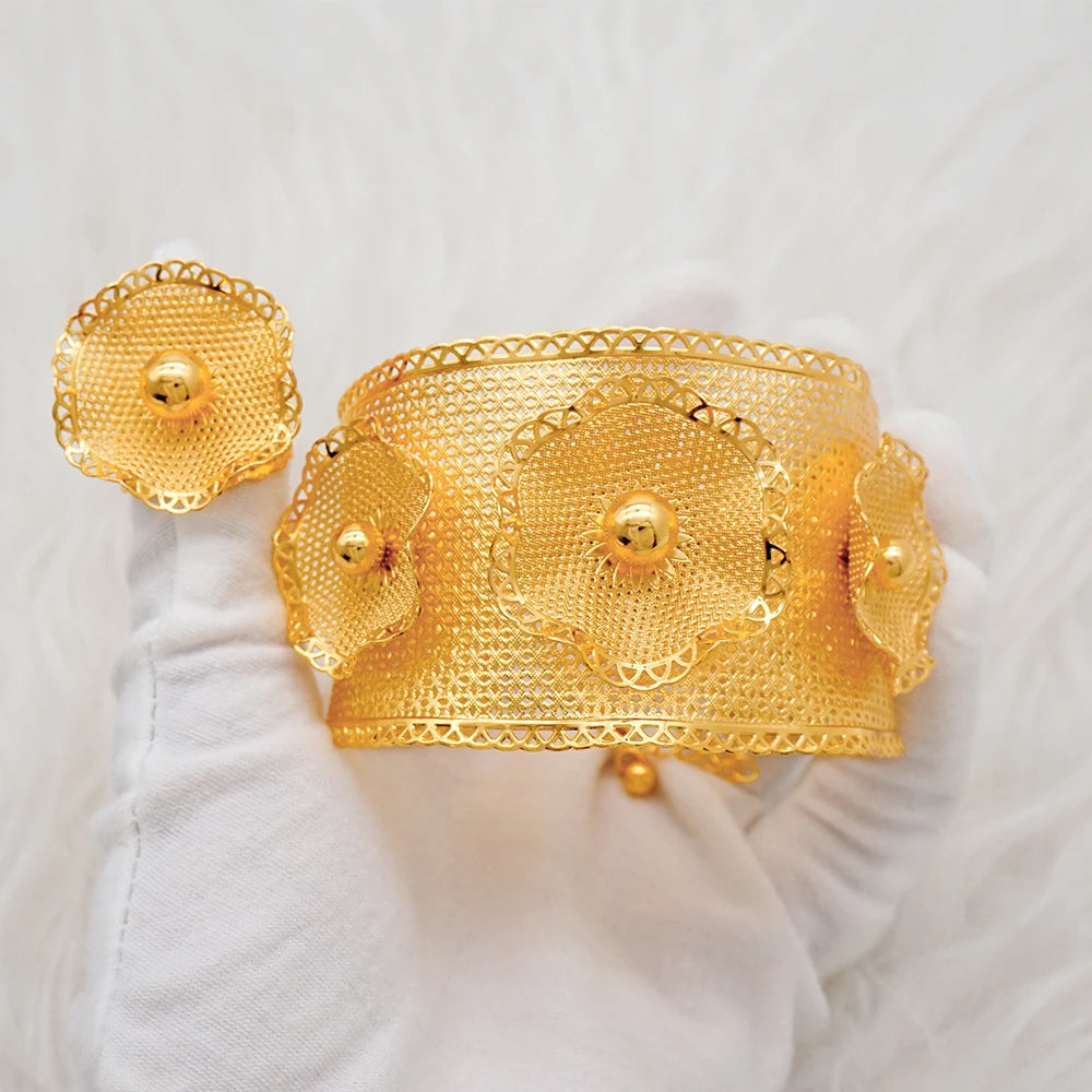 Bracciale color oro Dubai con anello per donna Bracciale con polsino a catena con ciondoli Bracciale indiano Arabo Francia Regali di gioielli da sposa