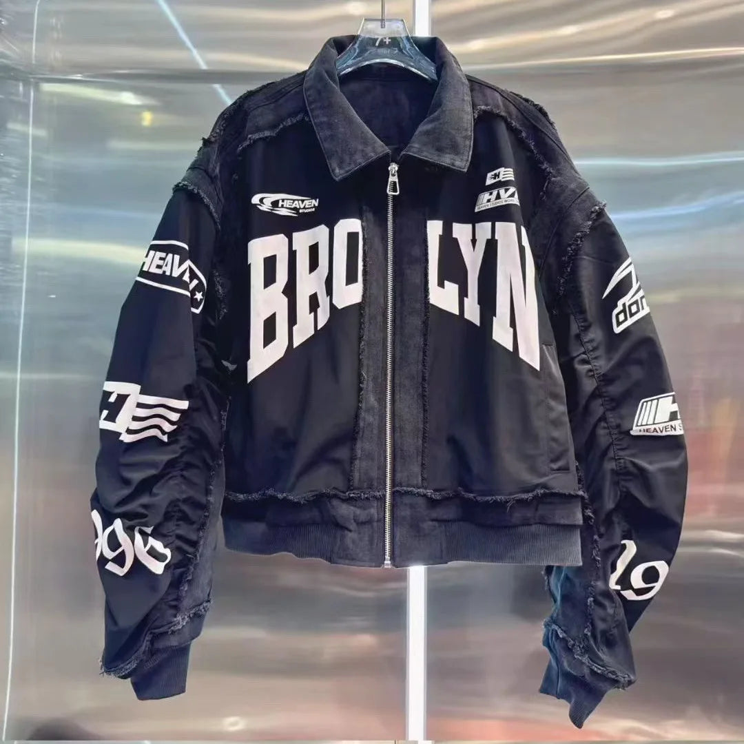 Giacca Corta da Moto Stile Europeo da Donna, Nuova Collezione Primavera 2026, Nera con Stampa Numeri e Lettere, Vestibilità Ampia, Giacca Trendy di Marca