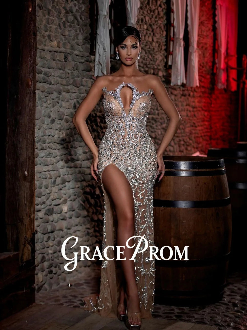 GraceProm Abito da sera glamour in cristallo 2026 Abito tubino con spacco laterale con ritaglio senza spalline Abito da festa formale lungo fino al pavimento