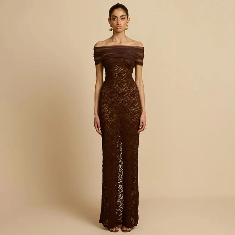 Abito lungo elegante da sera per damigella d'onore, sexy e alla moda, con scollo asimmetrico a spalla scoperta, in rete e con dettaglio avvolgente sui glutei.