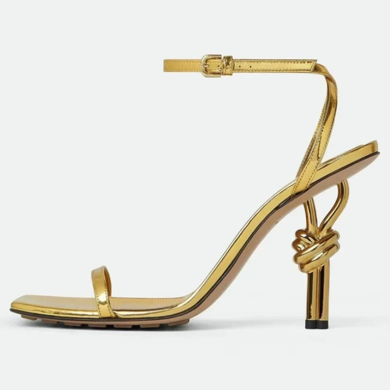 Sandali con tacco ultra alto con punta tonda da donna Tacchi sottili intrecciati in metallo Scarpe da donna sexy con punta aperta Tacchi strani Scarpe eleganti da donna