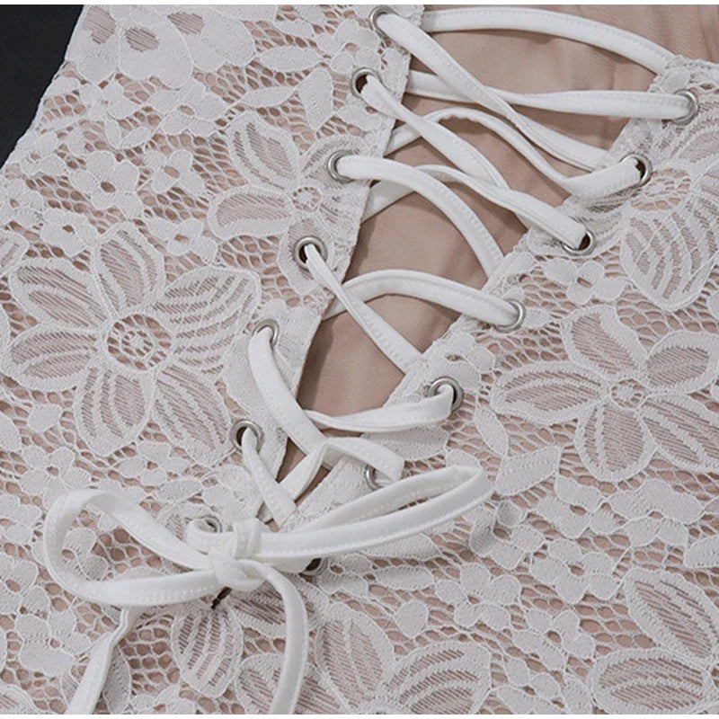 Nuovo abito sexy senza spalline in pizzo bianco per le donne 2024 abiti eleganti abito da sera aderente mini abiti estivi abiti sottili
