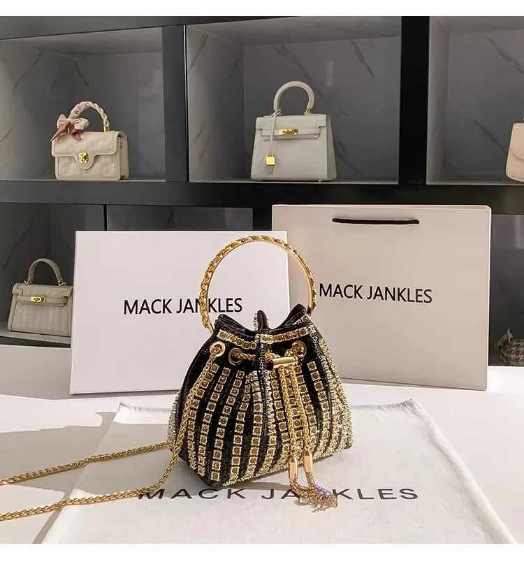 Borsa da donna di design di lusso Borsa con pochette con diamanti lucidi glitterati Borsa per banchetti per feste di nozze Borsa da sera con strass di cristallo