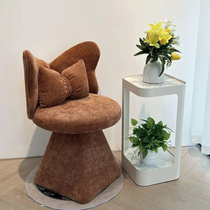 Light luxury dressing stool Simple makeup stool Internet celebrity master bedroom dressing chair Butterfly chair Back chair Rota