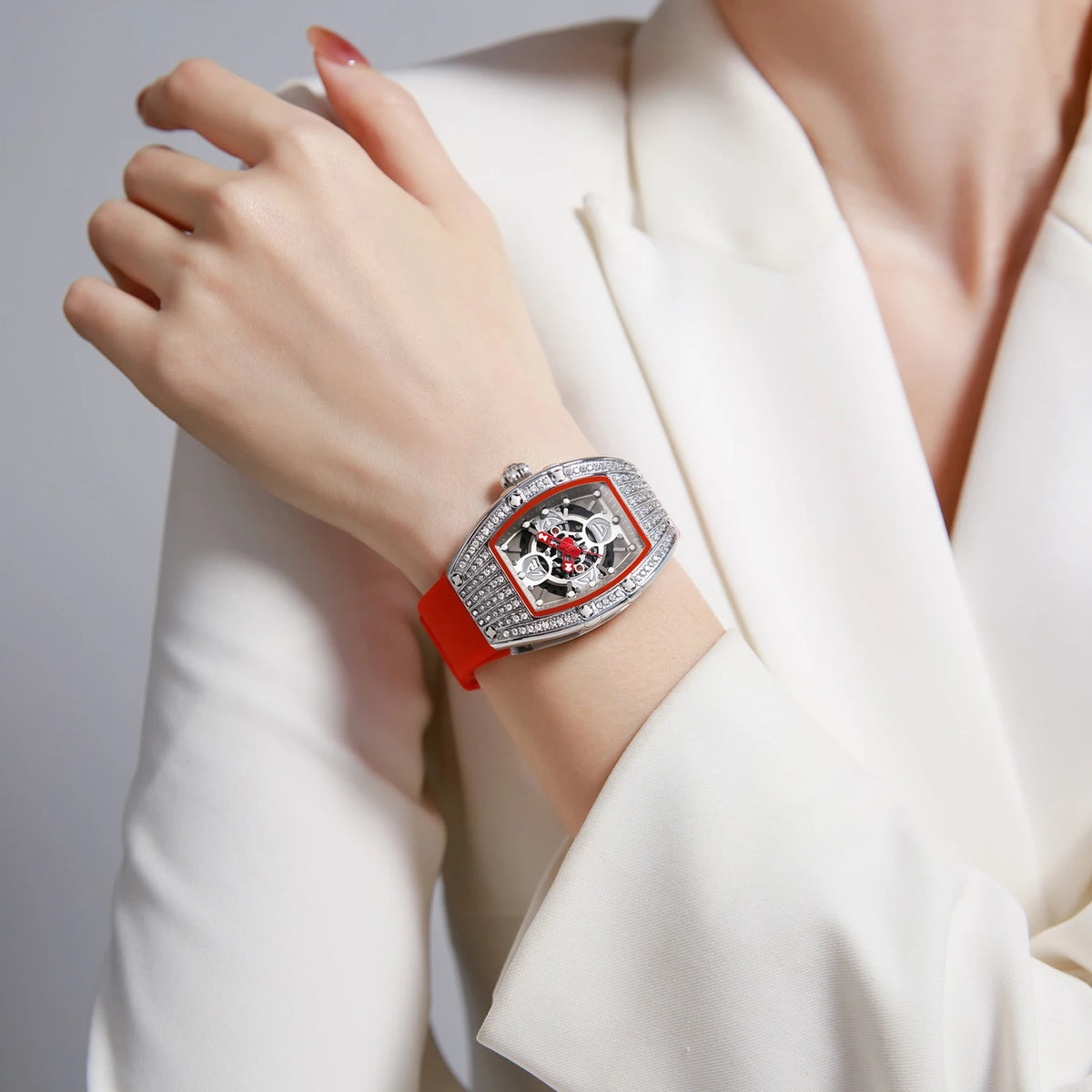 Orologio al Quarzo di Lusso alla Moda con Cinturino in Silicone, Impermeabile, con Diamanti, Adatto come Regalo Quotidiano per Amiche