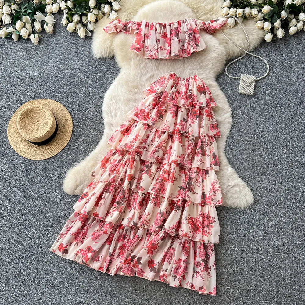 Completo due pezzi da donna: Top stampato floreale con spalle scoperte e gonna lunga a vita alta a trapezio, stile Y2K streetwear elegante e slim fit