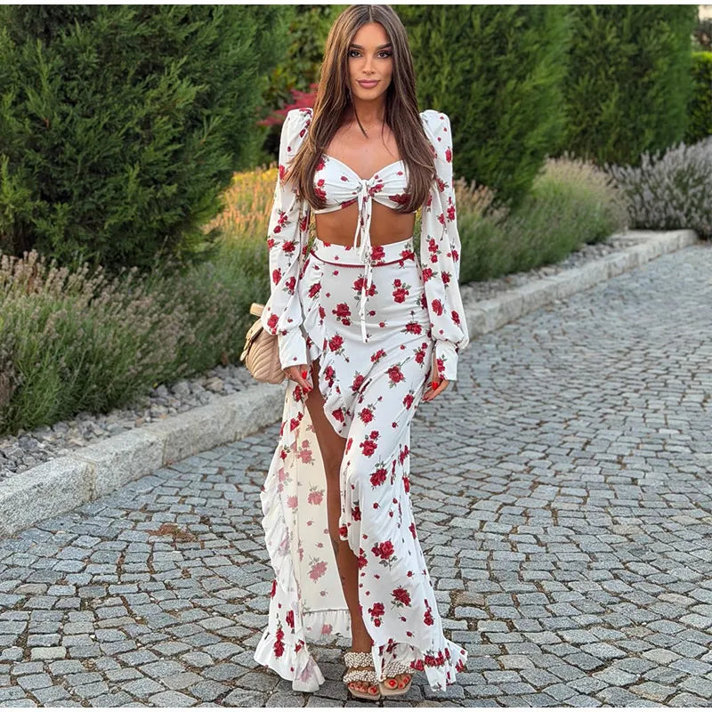 Completo gonna lunga floreale slim da donna con top corto a maniche lunghe e scollo quadrato, gonna lunga con spacco alto, outfit da spiaggia per le vacanze 2026
