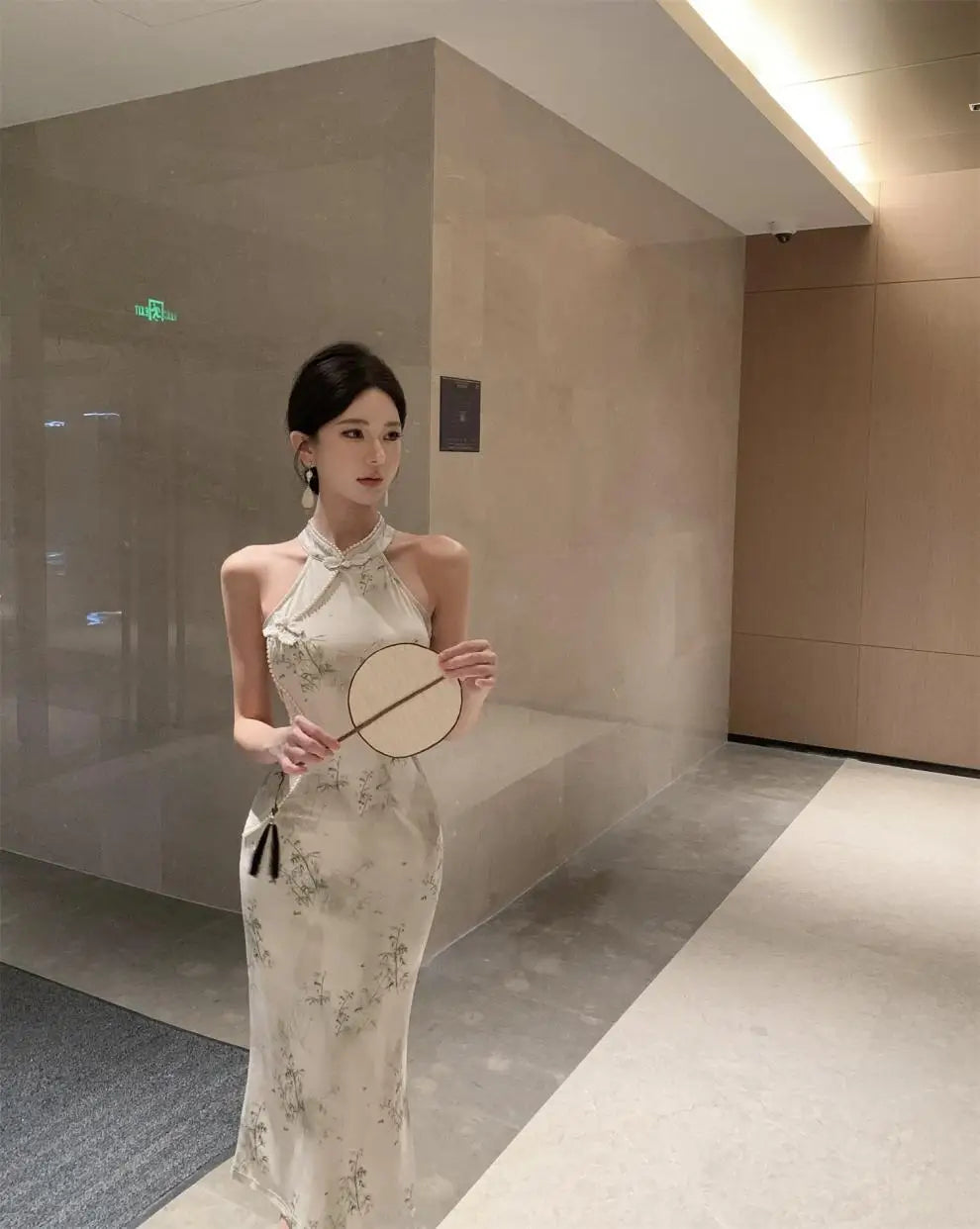 Abito lungo a vita alta senza maniche, stile retrò, con perline, modello cheongsam migliorato, aderente e snellente, per il tempo libero e il commuting.