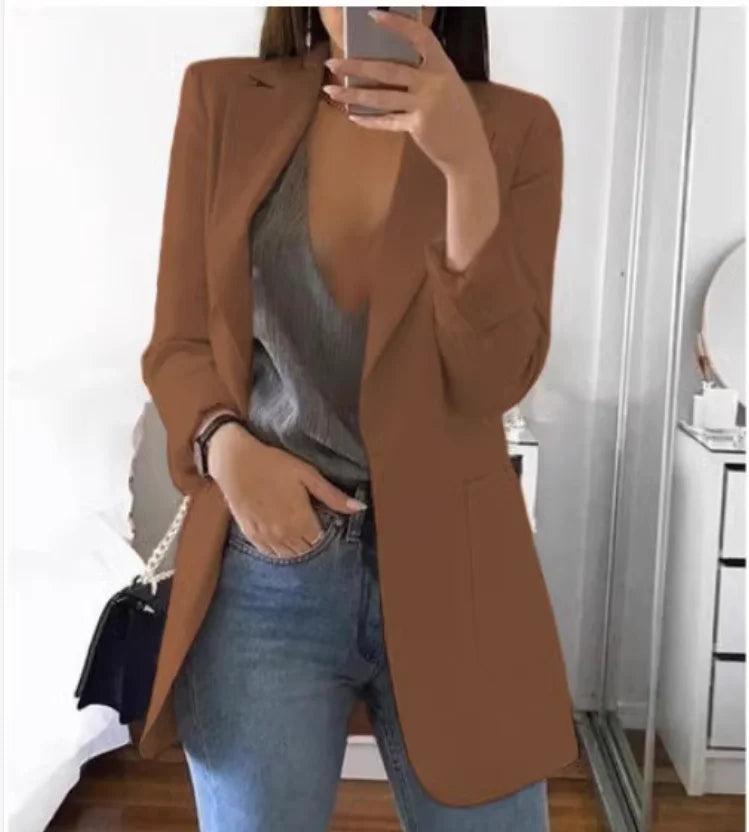 Blazer da Donna 2026 Nuovi Modelli a Maniche Lunghe Bianco Nero, Giacca Slim con Colletto a Risvolto, Blazer Femminile Q5596