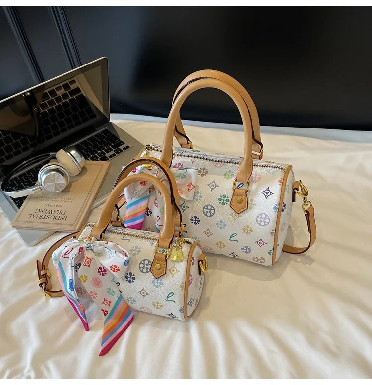Borsa a Spalla Stile Boston 2026 Nuova Collezione Donna, Stampa Sensuale, Versatile, Borsa a Tracolla Singola a Cuscino, Design in Piccole Serie, Borsa a Mano