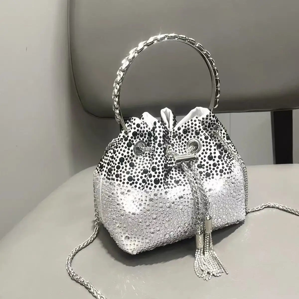 Borsa da donna di design di lusso Borsa con pochette con diamanti lucidi glitterati Borsa per banchetti per feste di nozze Borsa da sera con strass di cristallo