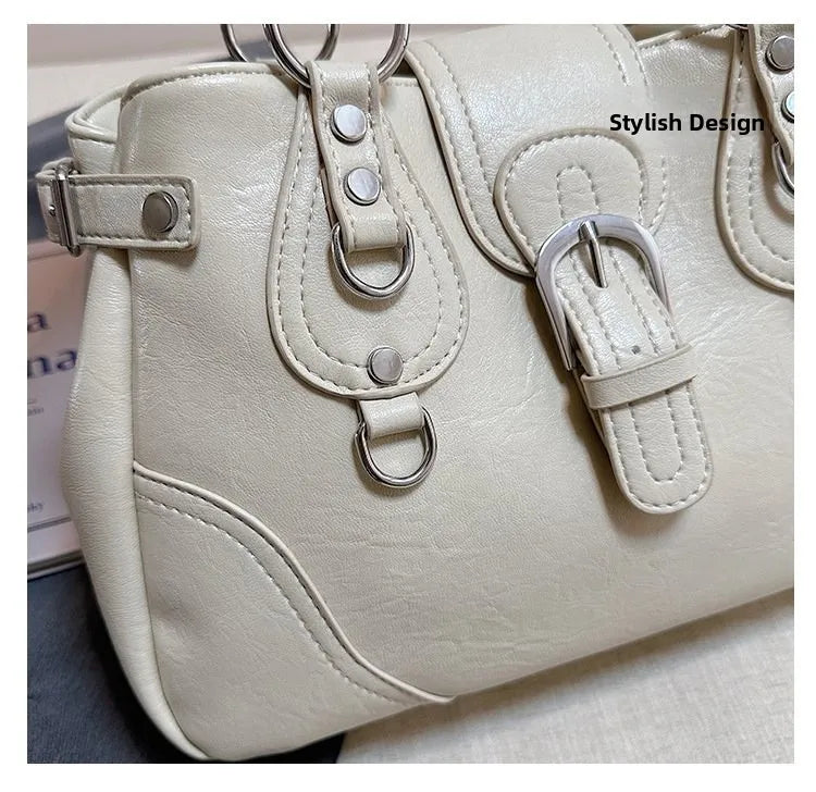 Borsa a Tracolla alla Moda Nuovo Stile 2026, Borsa a Mano Semplice per il Pendolarismo, Versatile con Elementi Rivetto Tinta Unita, Stile Coreano