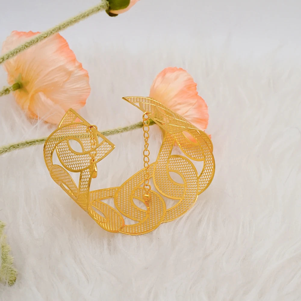 Bracciale color oro Dubai con anello per donna Bracciale con polsino a catena con ciondoli Bracciale indiano Arabo Francia Regali di gioielli da sposa