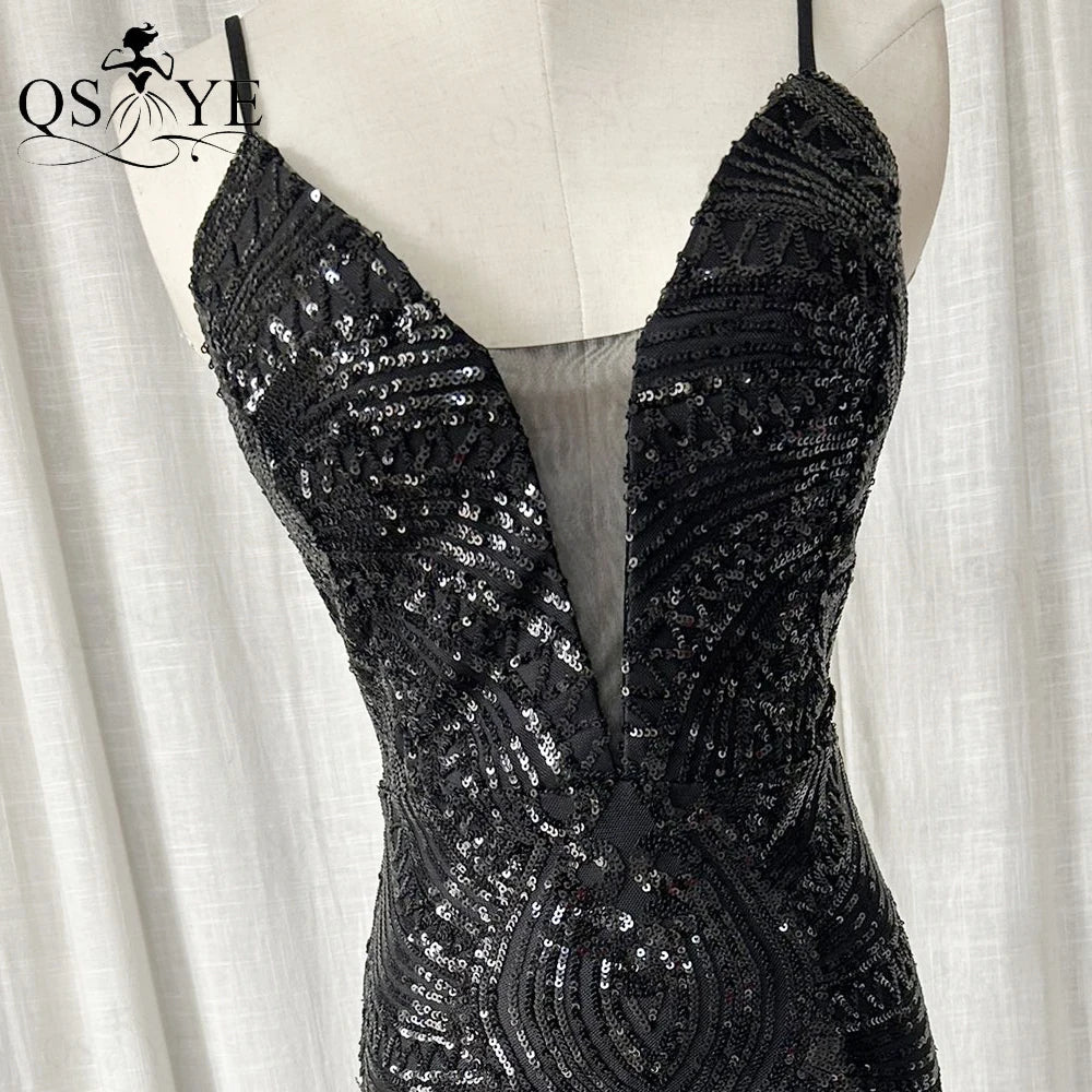 Abito da sera lungo nero semplice con paillettes, modello a sirena, spalline sottili, scollo a V, senza schienale, elegante per feste