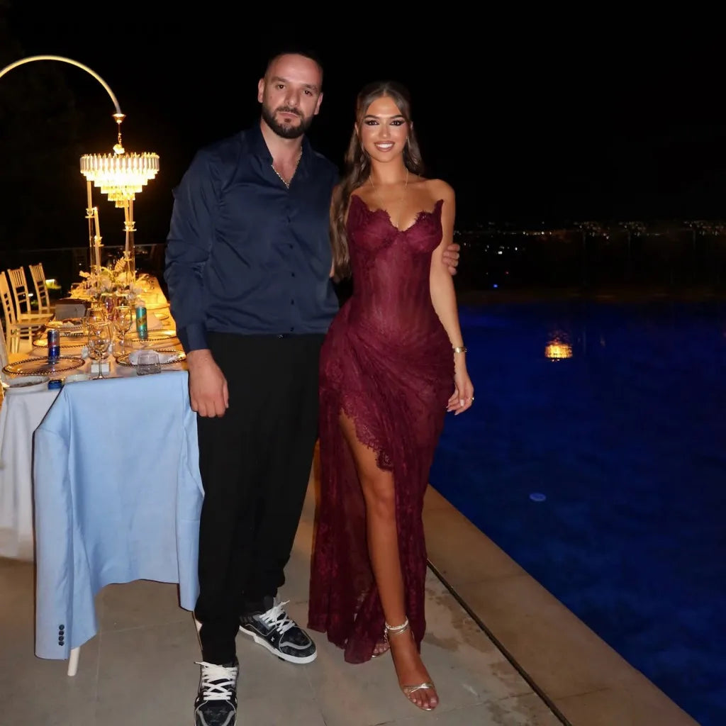 Sevintage 2026 Abito da Sera in Pizzo Borgogna con Scollo a Cuore, Corsetto sul Retro, Spacco Alto, Stile Sirena, Abito Lungo da Cerimonia per Matrimoni a Dubai, Personalizzabile