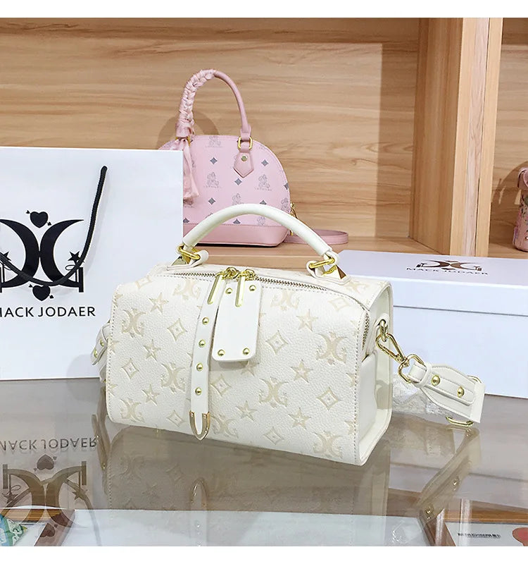 Borsa Boston Chic Urbana alla Moda per Donna, Nuovo Stile 2025, Borsa a Tracolla con Motivi Floreali in Rilievo, Fodera in Poliestere