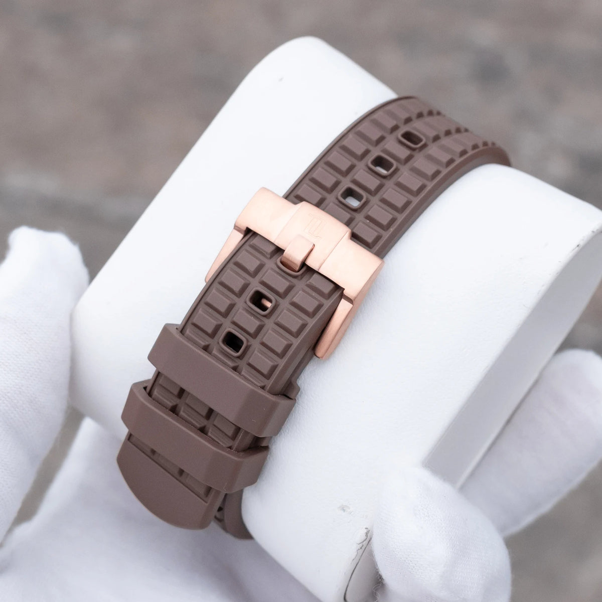 OBLVLO Orologio Automatico da Uomo alla Moda con Quadrante Impreziosito da Cristalli, Display Data, Lunetta con Pietre Baguette, Cinturino in Gomma FM-DSL