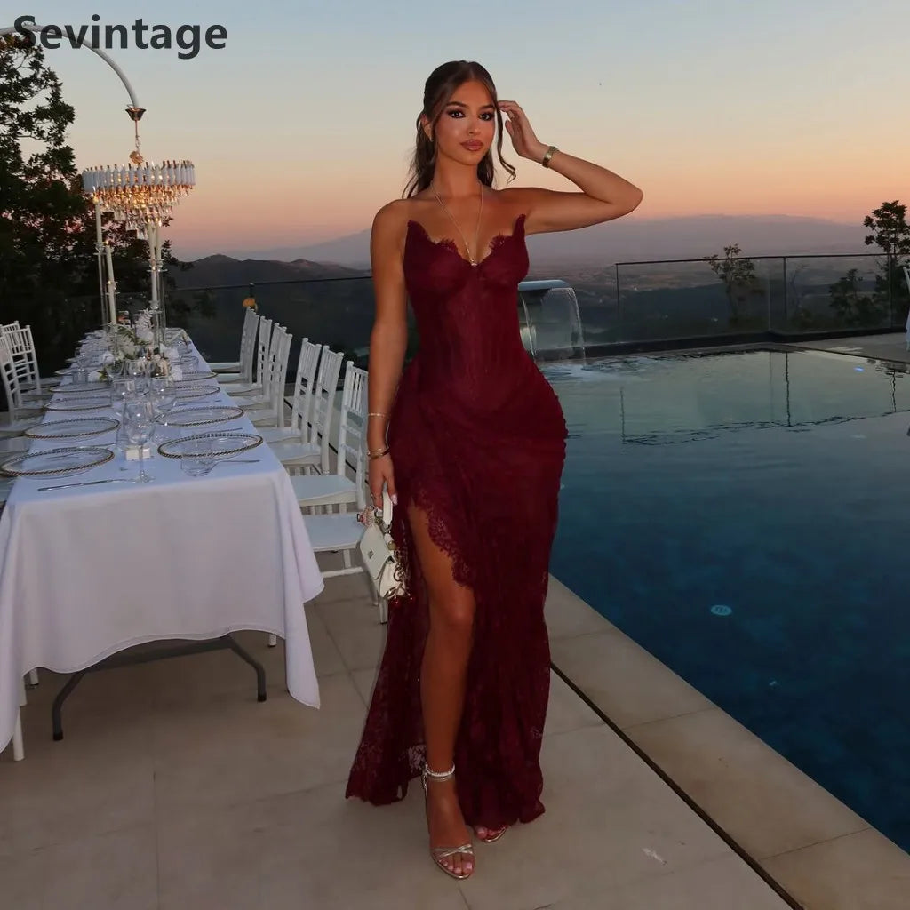 Sevintage 2026 Abito da Sera in Pizzo Borgogna con Scollo a Cuore, Corsetto sul Retro, Spacco Alto, Stile Sirena, Abito Lungo da Cerimonia per Matrimoni a Dubai, Personalizzabile