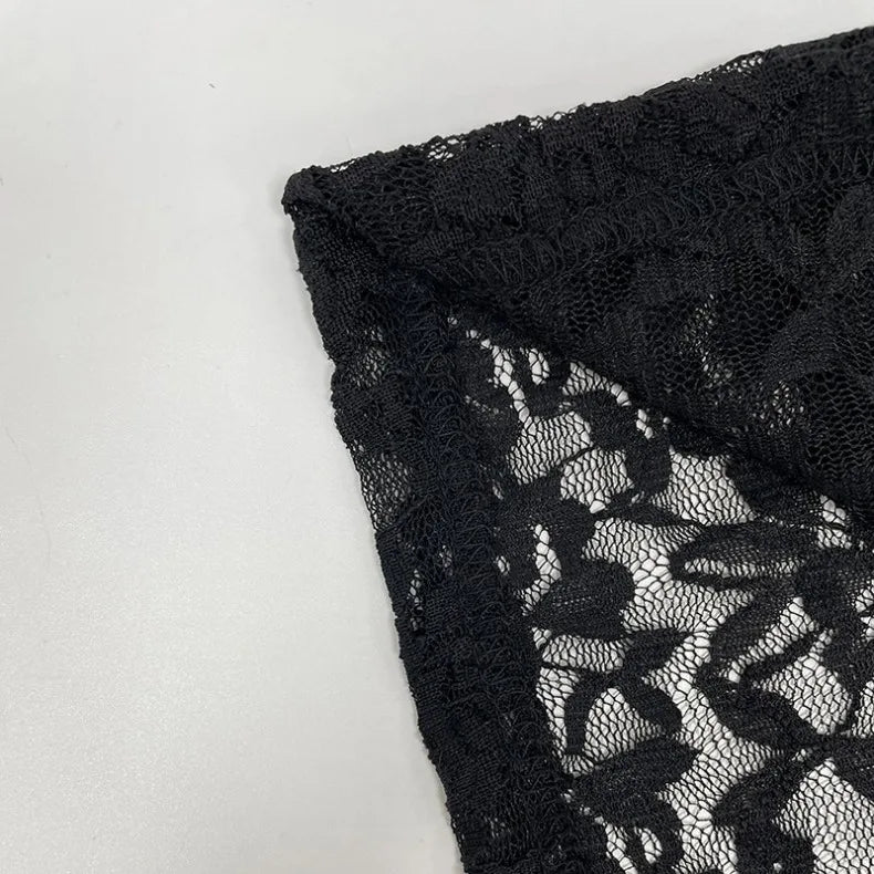 Abito lungo elegante da sera per damigella d'onore, sexy e alla moda, con scollo asimmetrico a spalla scoperta, in rete e con dettaglio avvolgente sui glutei.