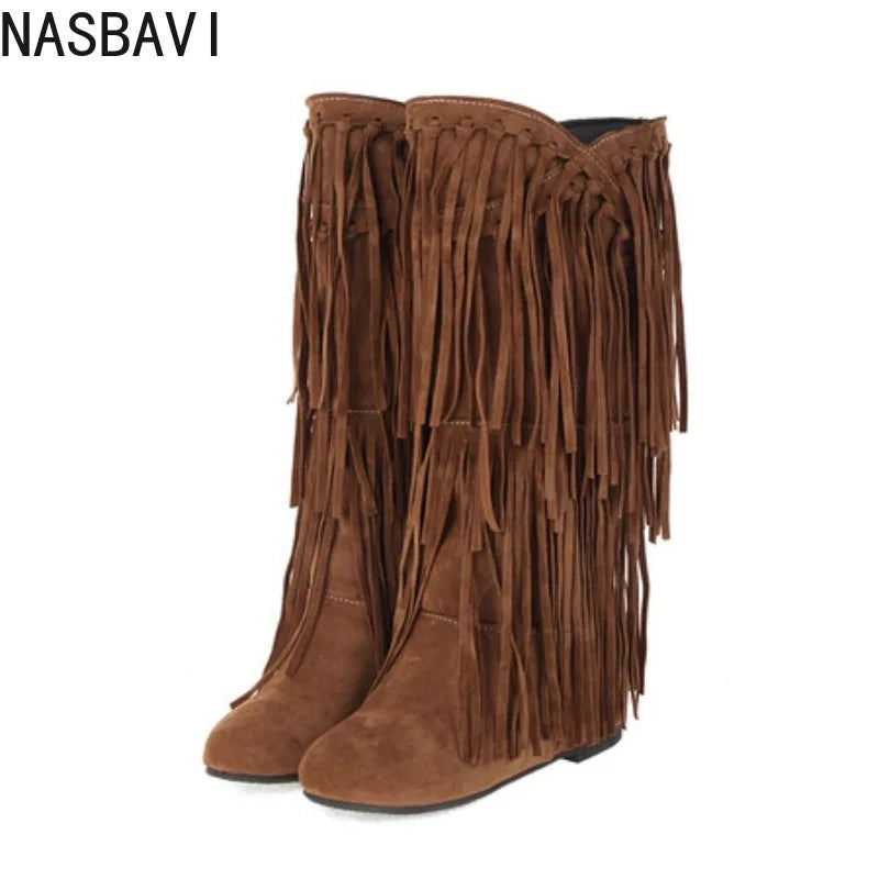 2025 Nuovi stivali alti Donna Bohemian Flock Nappa Stivali a metà polpaccio Stivaletti con zeppa Autunno Inverno Scarpe casual etniche zapatos de mujer