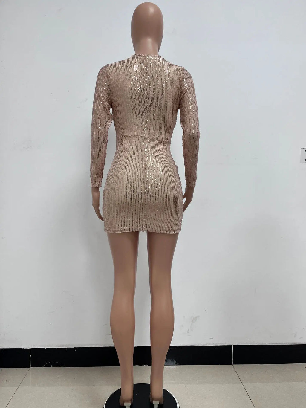 Abito V-link Abiti 2025 Donna Ruffles Maniche lunghe Pieghettato Tinta unita Paillettes Temperamento Sexy Elegante Tinta unita