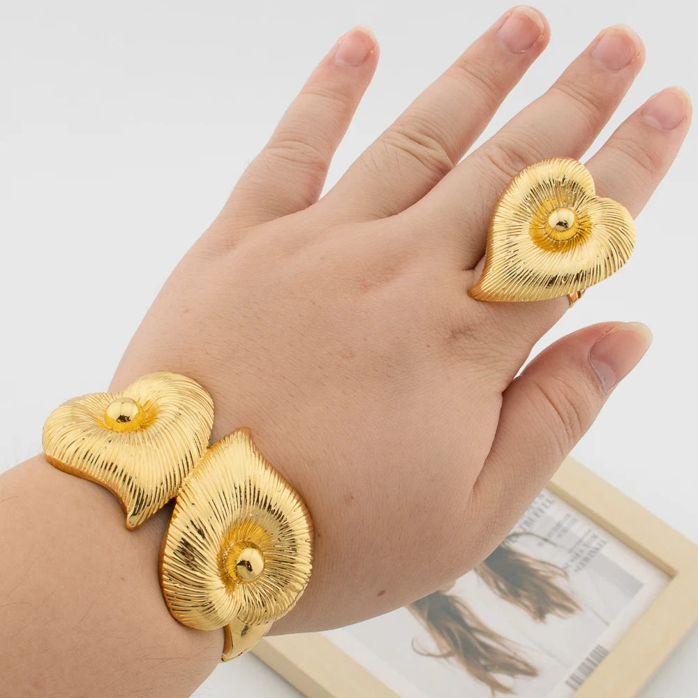 Set di gioielli per braccialetti e anelli da donna di moda bracciale Color oro 18 carati anello da Cocktail 2 pezzi Set per accessori per feste di fidanzamento regali