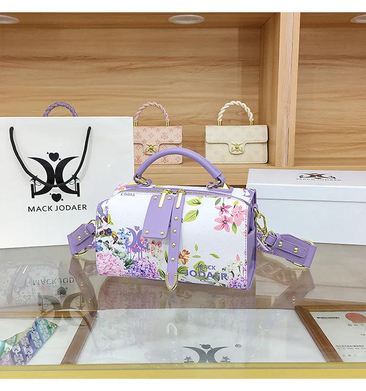 Borsa Boston Chic Urbana alla Moda per Donna, Nuovo Stile 2025, Borsa a Tracolla con Motivi Floreali in Rilievo, Fodera in Poliestere