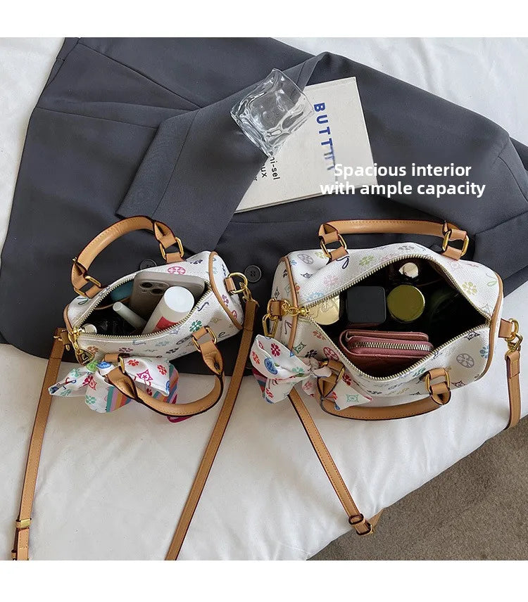 Borsa a Spalla Stile Boston 2026 Nuova Collezione Donna, Stampa Sensuale, Versatile, Borsa a Tracolla Singola a Cuscino, Design in Piccole Serie, Borsa a Mano