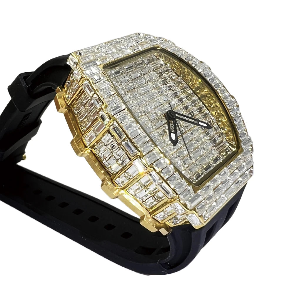 Orologio da uomo di marca di lusso Orologio tonneau unico di moda Orologio da polso con cinturino in caucciù impermeabile con quadrante blingbling con diamanti Regalo di vendita calda