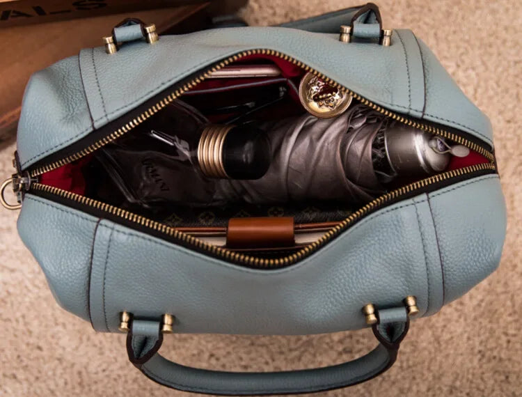 2026 Borse da donna solide di nuova moda Borse a tracolla da donna in pelle Pu di design europeo Borsa a tracolla di lusso di marca per ragazza femminile
